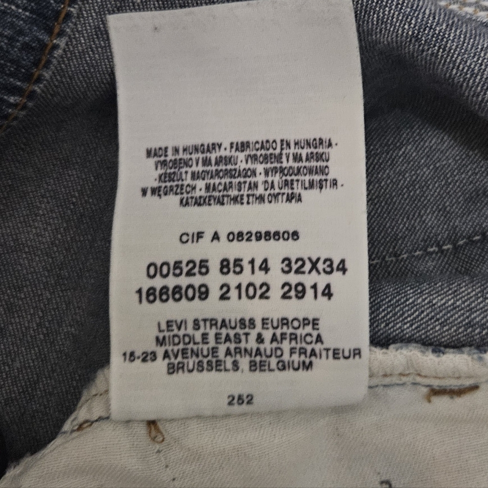 Perfect Waist Bootcut LEVI’S 525 Jeans Size 32/34 - Picture 10 of 11